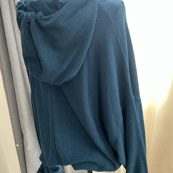 Free People Beach Women's Navy Blue oversized Henley sweatshirt pullover - Picture 10 of 12